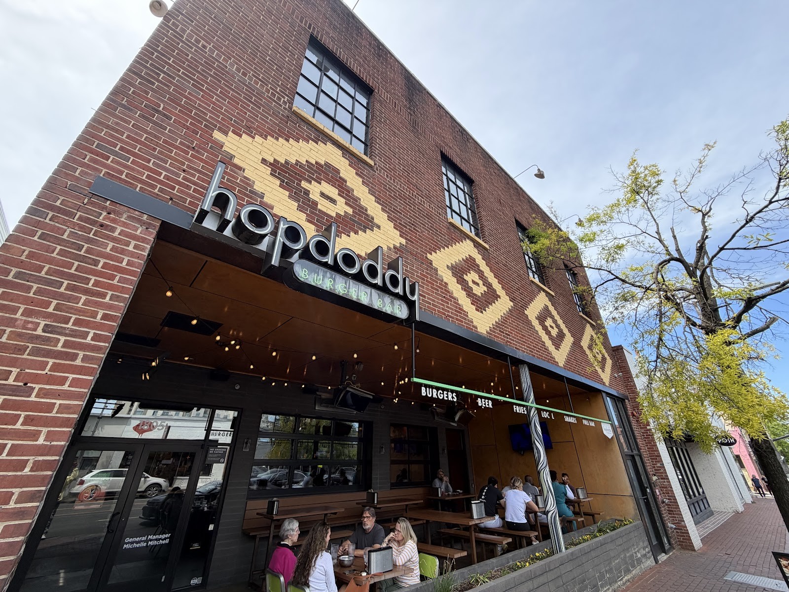 Hopdoddy Burger Bar: the place