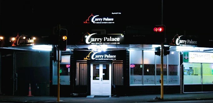 Curry Palace: the place