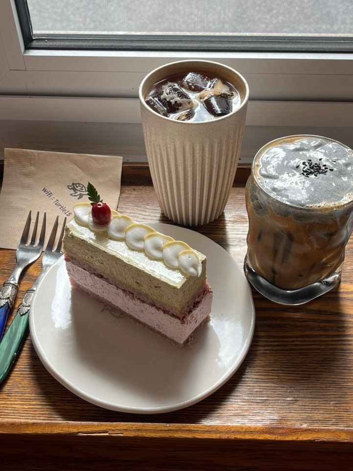 Cafe Turtle: food & drinks
