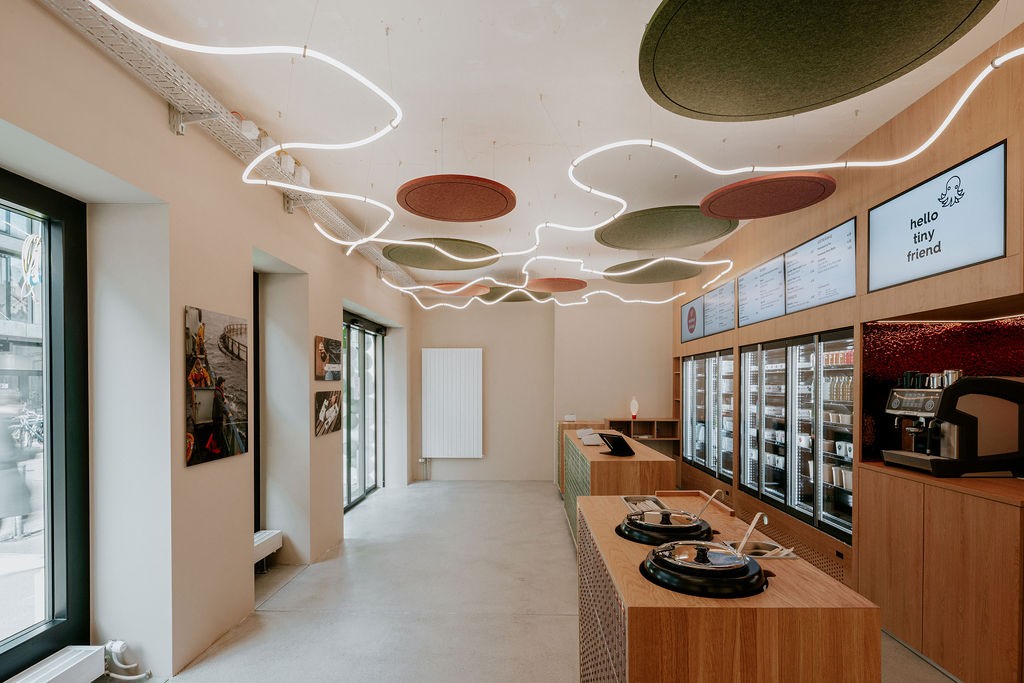 TINYFISH - Zürich Löwenstrasse: the place