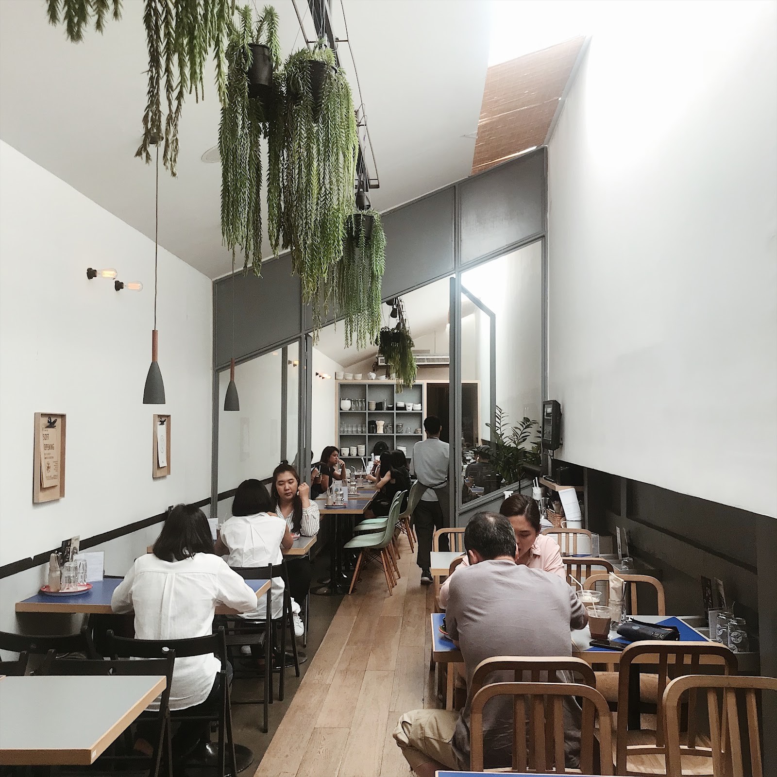 The Local Canteen: the place
