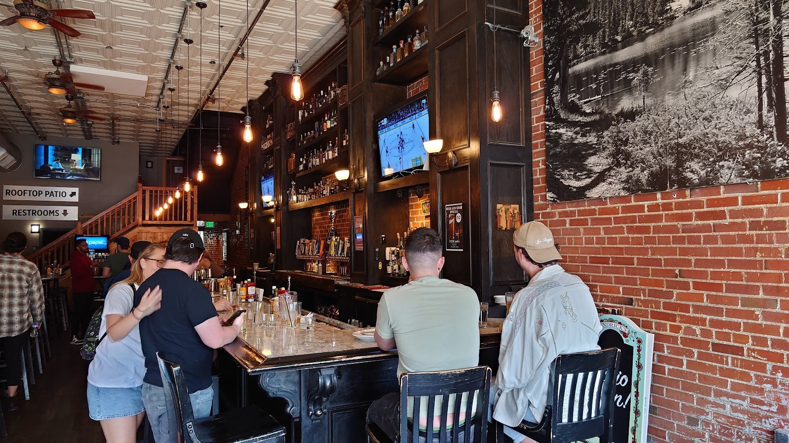 Historians Ale House: the place
