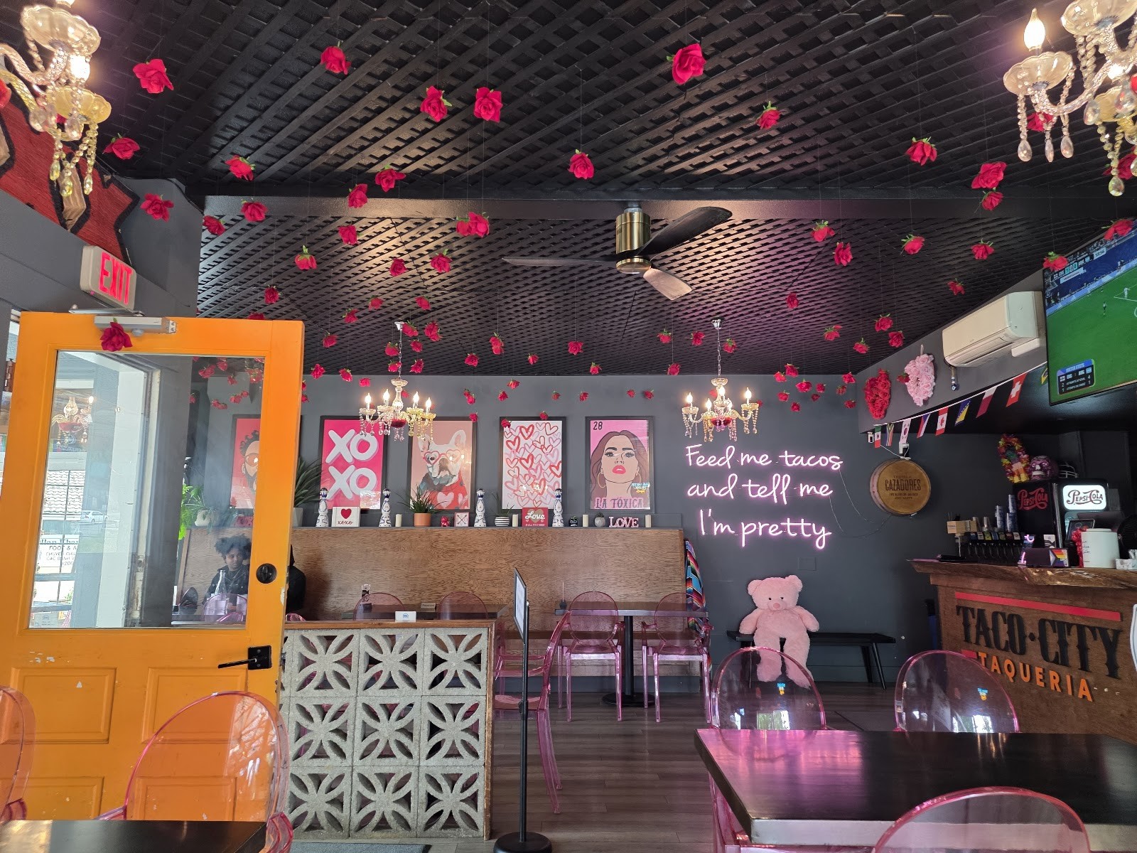 Taco City Taquería: the place