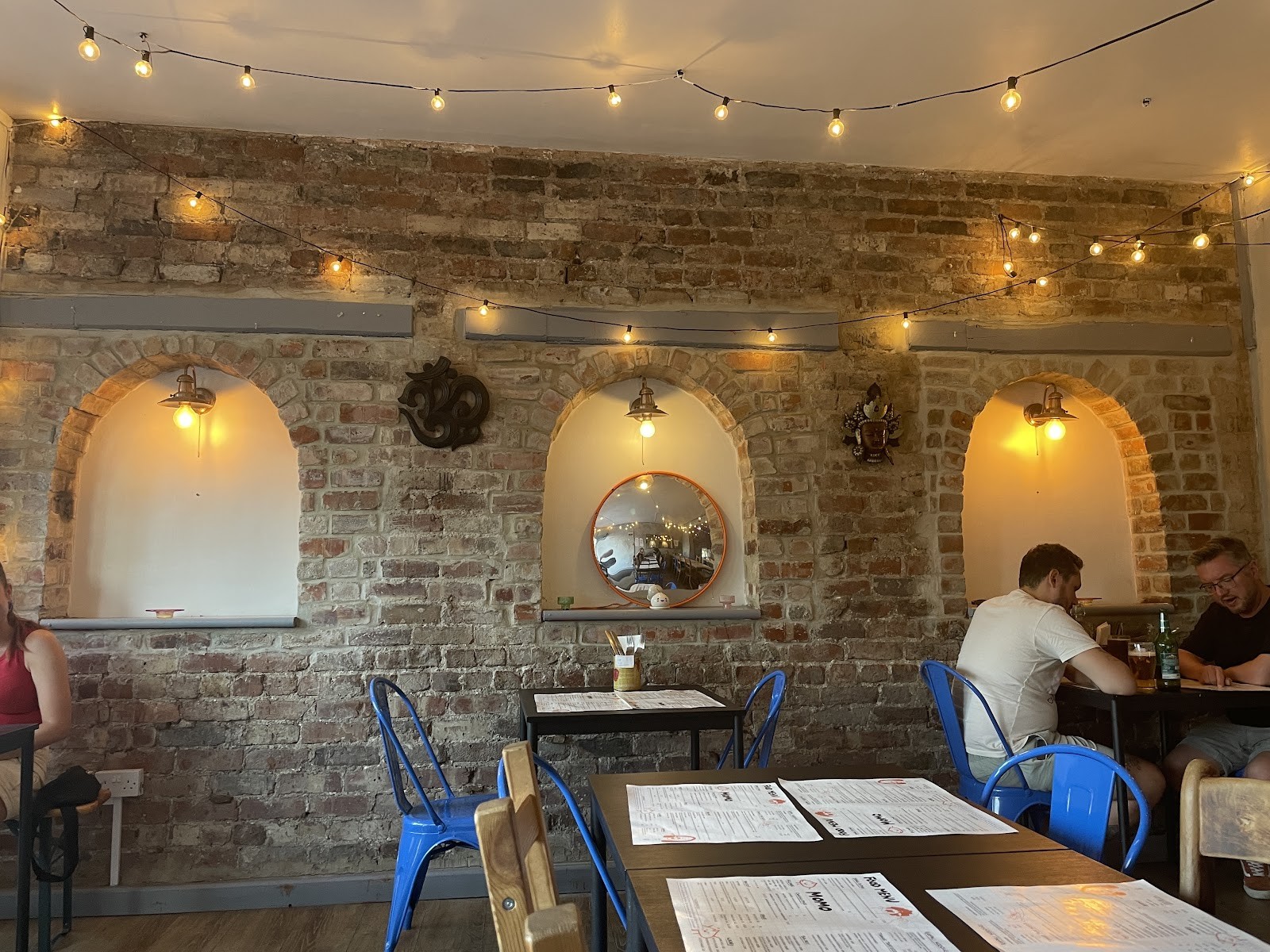 Momo Shop: the place