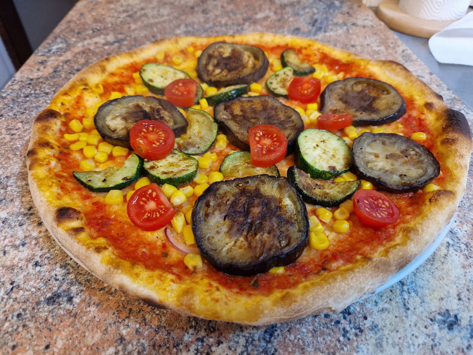 Pizzeria Casa Piccola: food & drinks