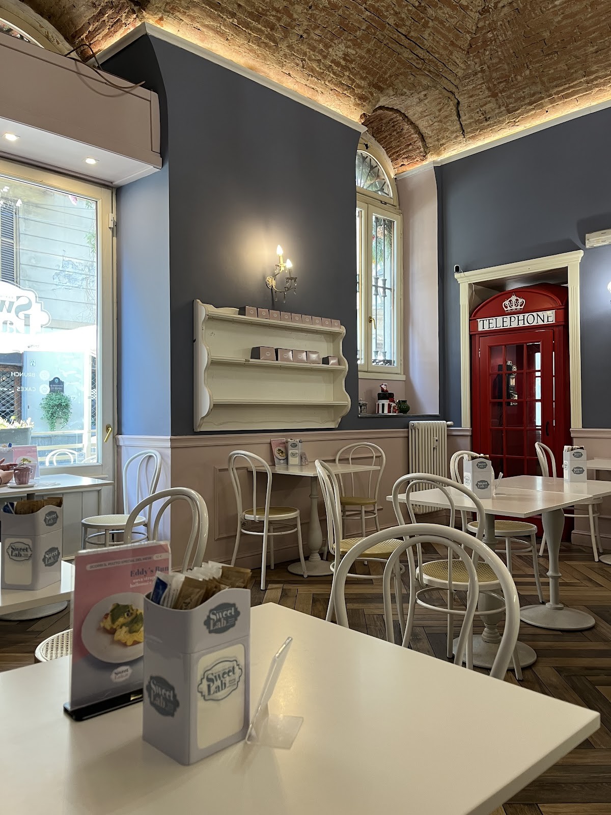 Sweet Lab: the place