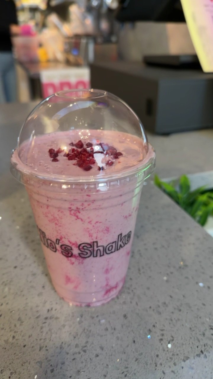 Nio's Shake: food & drinks