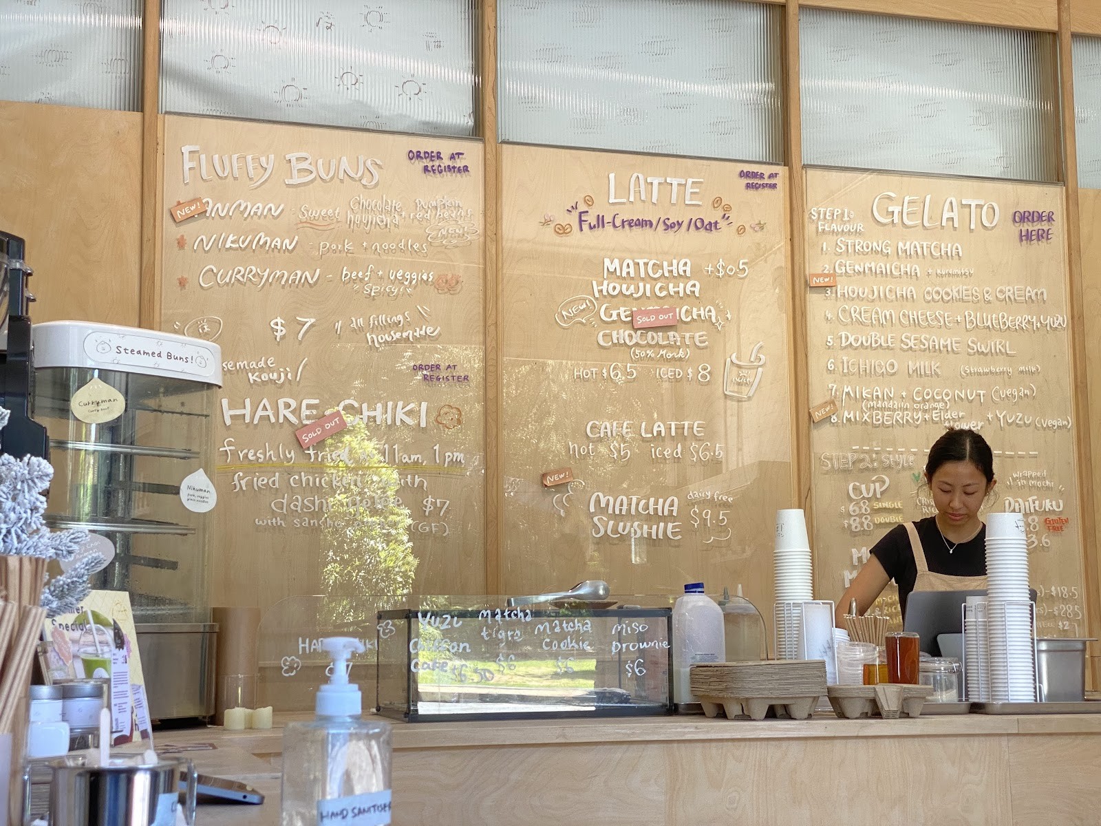 Hareruya Pantry: the place