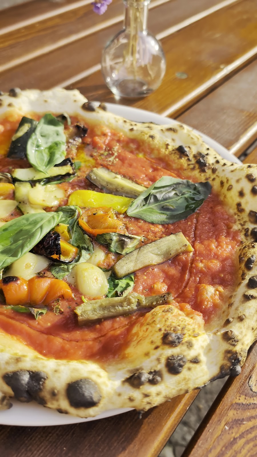 Denis Pizza Place: food & drinks