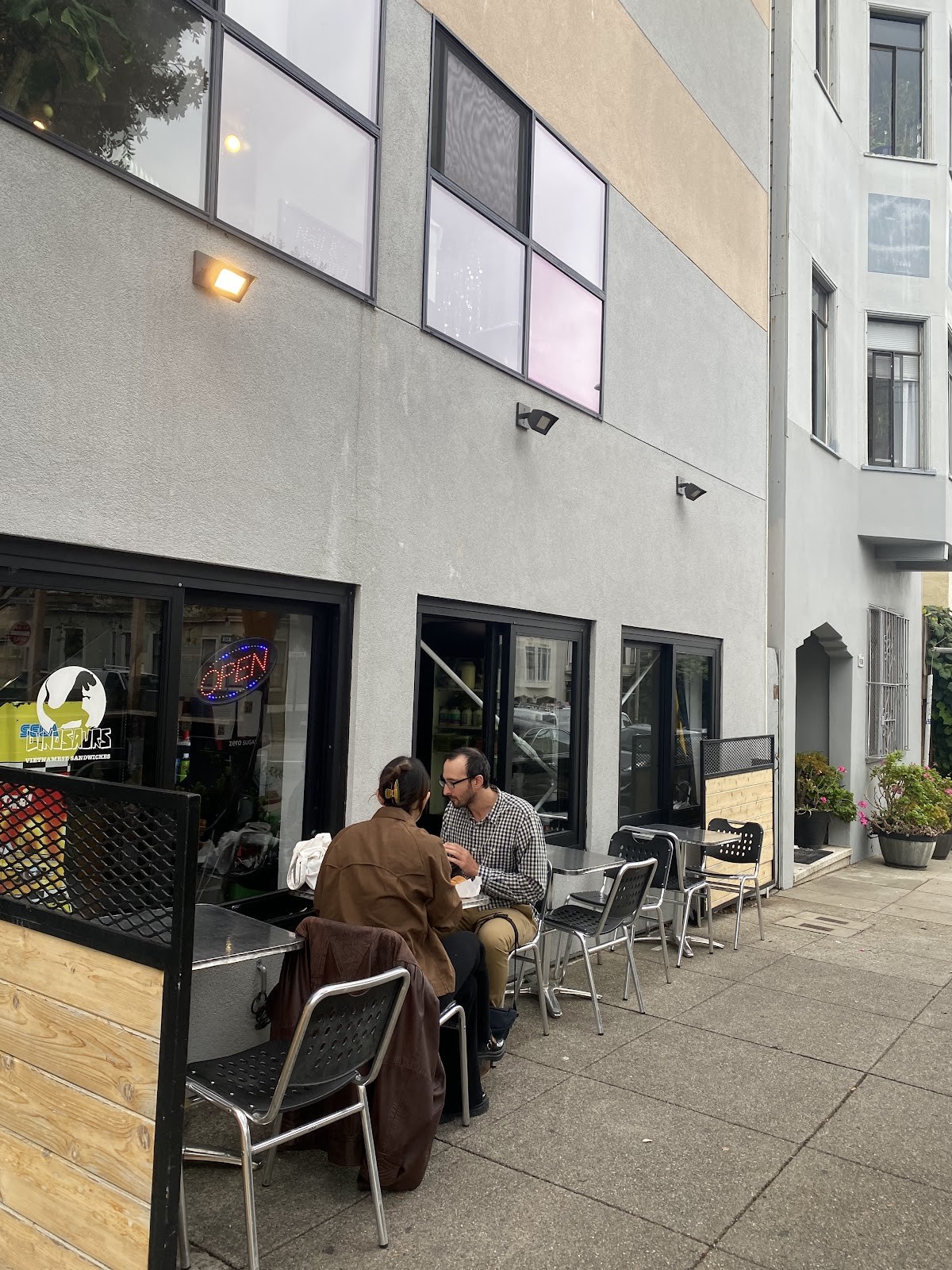Dinosaurs Sandwiches: the place