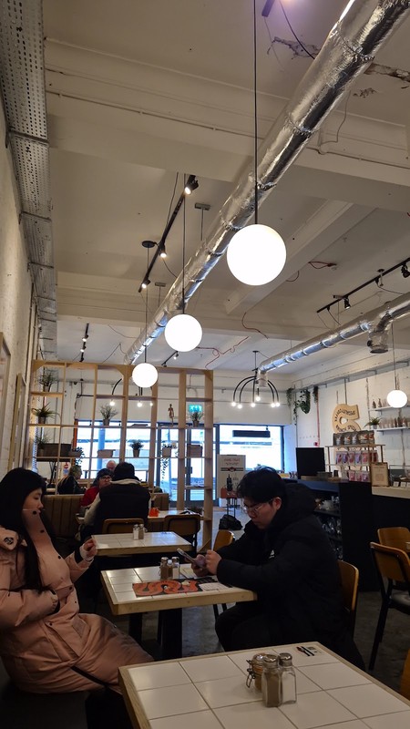 Wayland’s Yard Coffee & Brunch Cafe / Diner: photo 4
