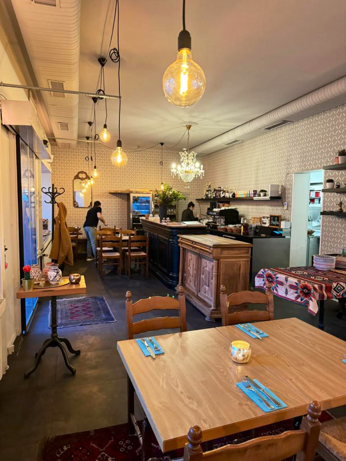 Restaurant SimSim City: the place