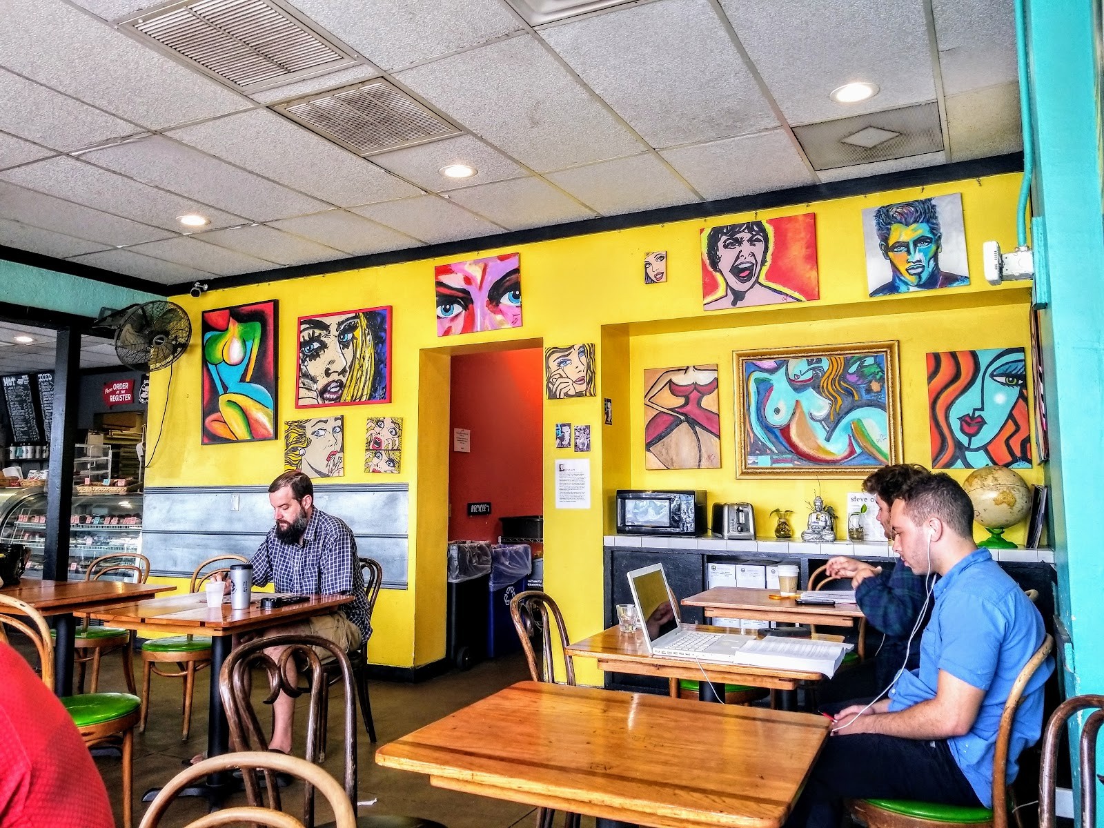 Quack's 43rd Street Bakery: the place