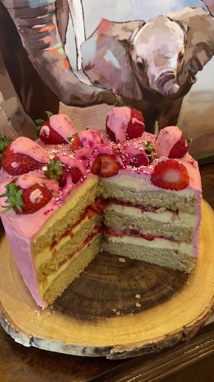 Happy Zoe Vegan Bakery: food & drinks