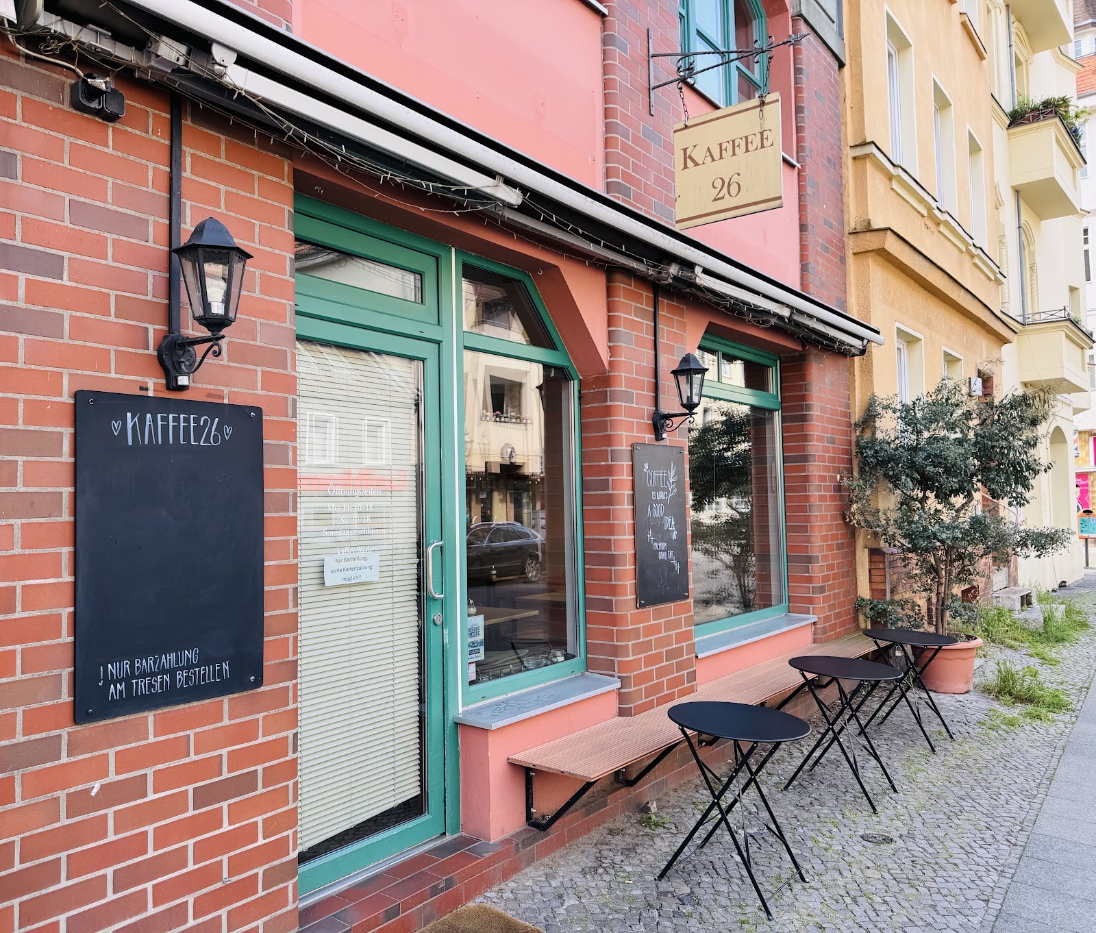 KAFFEE 26: the place