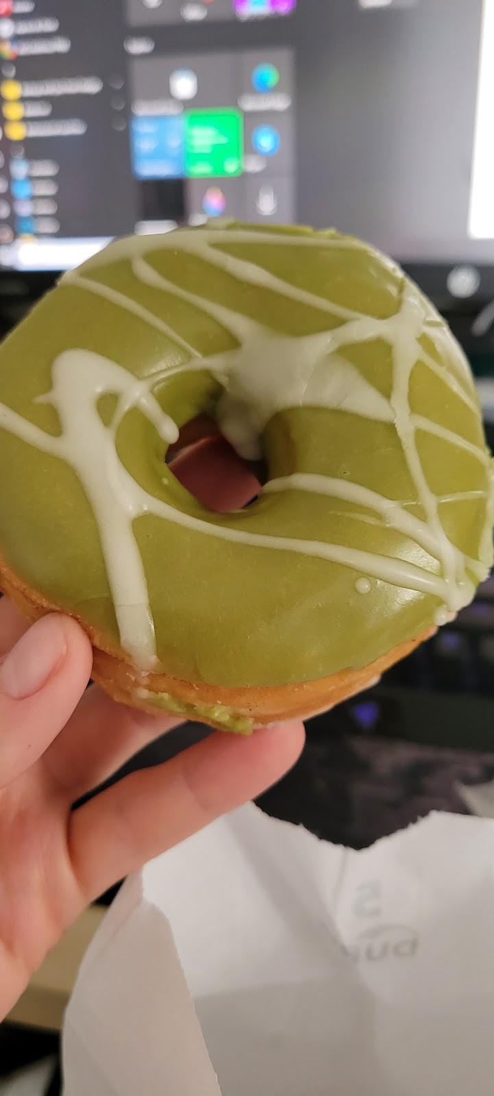 Dottie’s Donuts: food & drinks