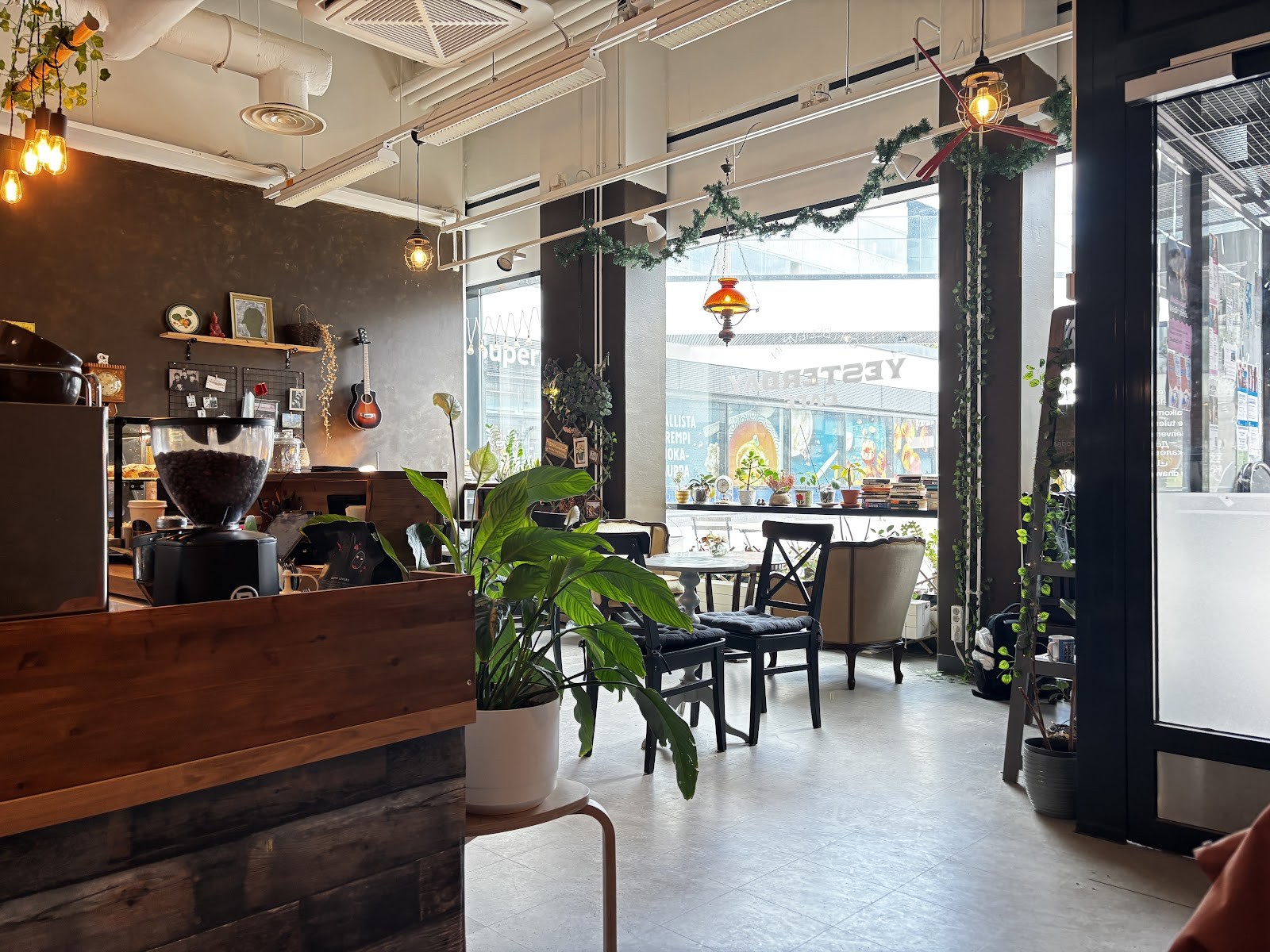 Yesterday Cafe: the place