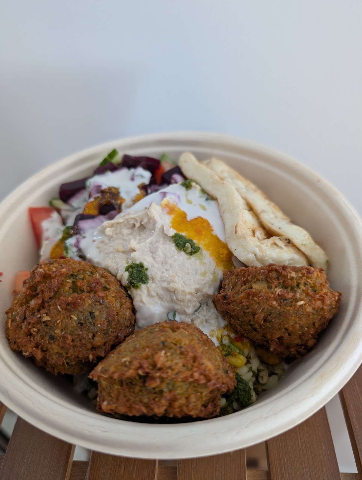 Edna's Falafel Kitchen: food & drinks