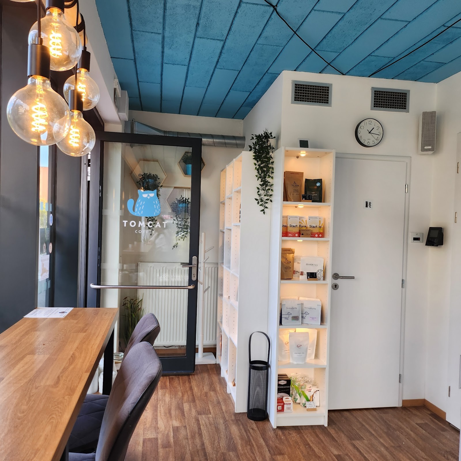 Tomcat Speciality Coffee: the place