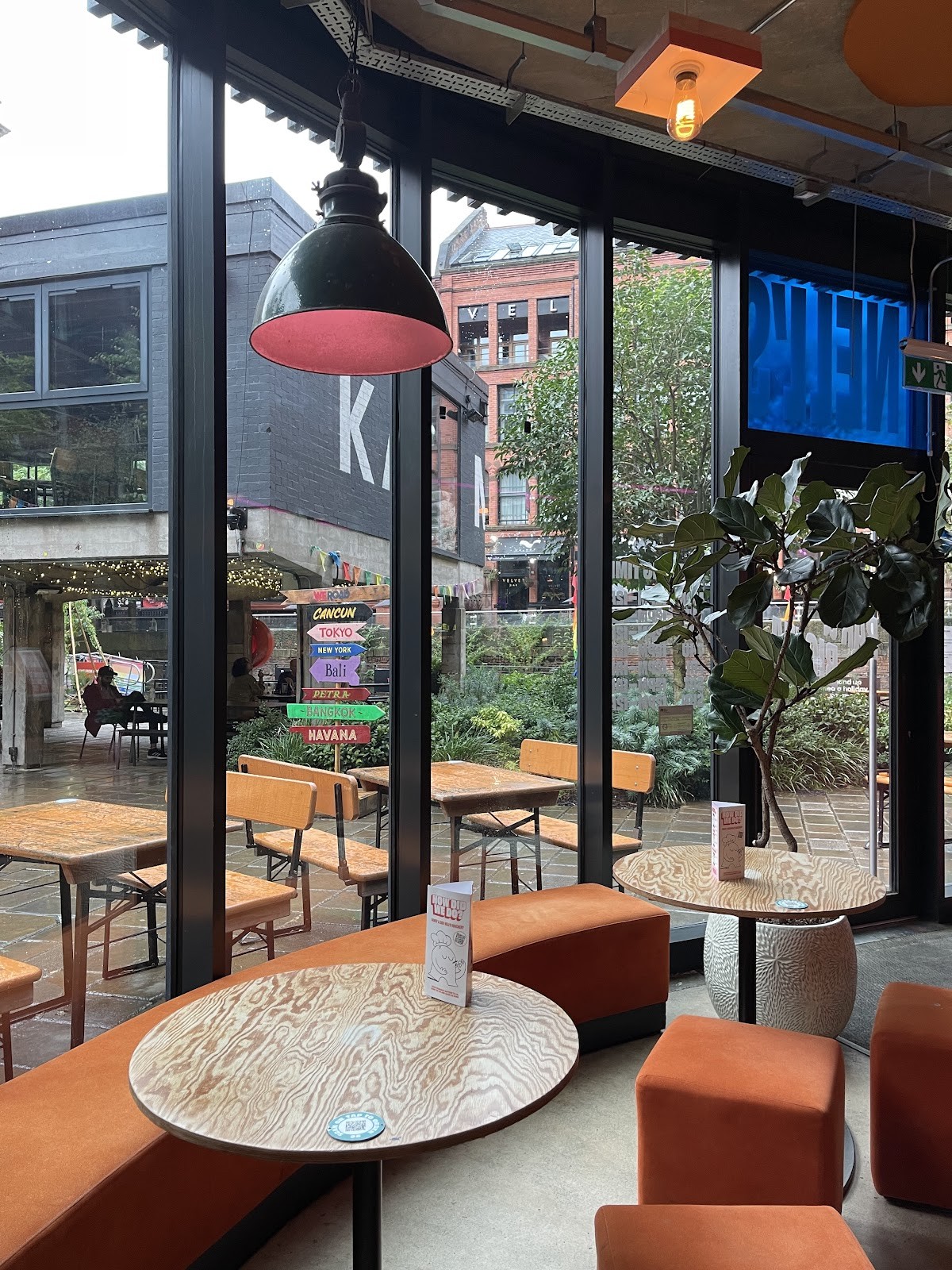 Nell's Pizza - Kampus: the place