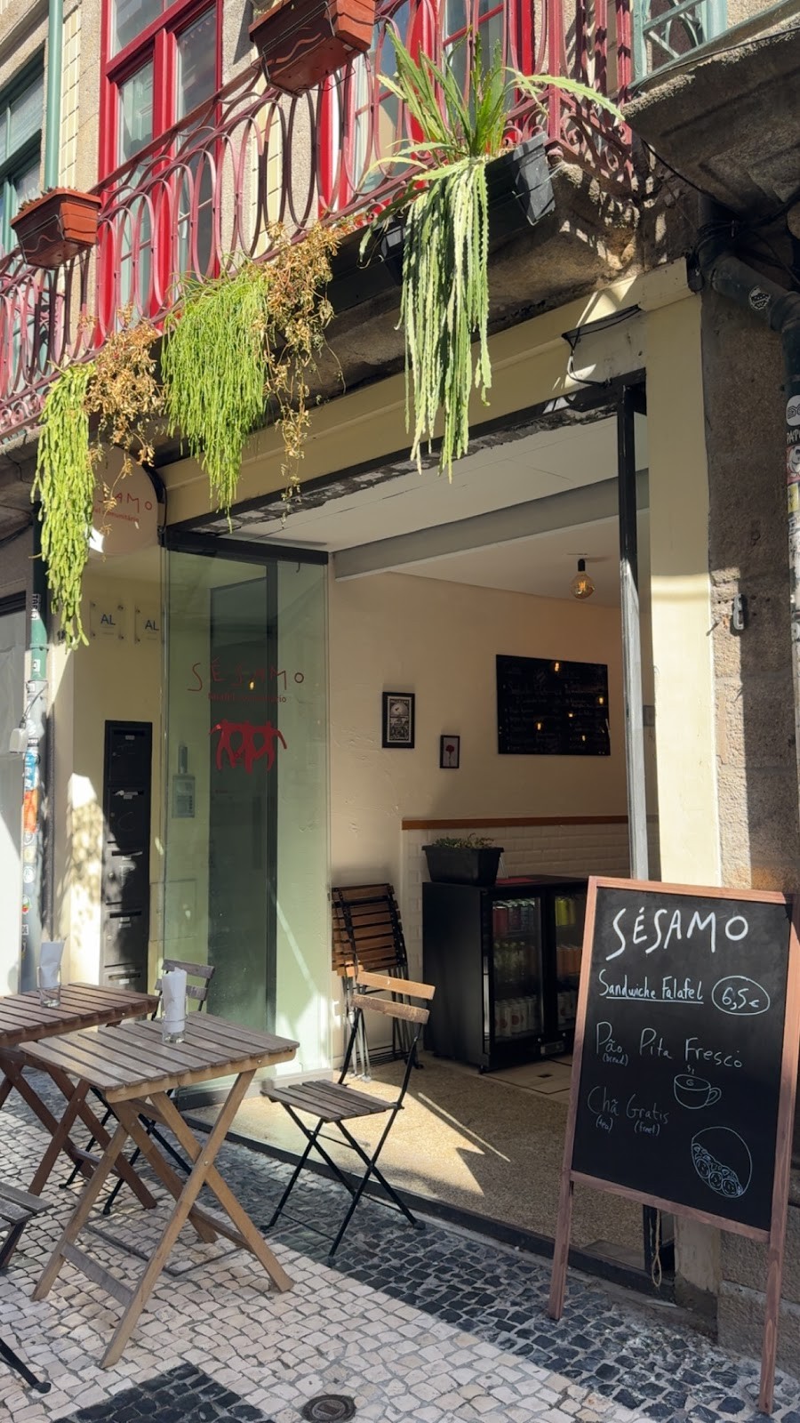 Sésamo - Falafel Comunitário: the place