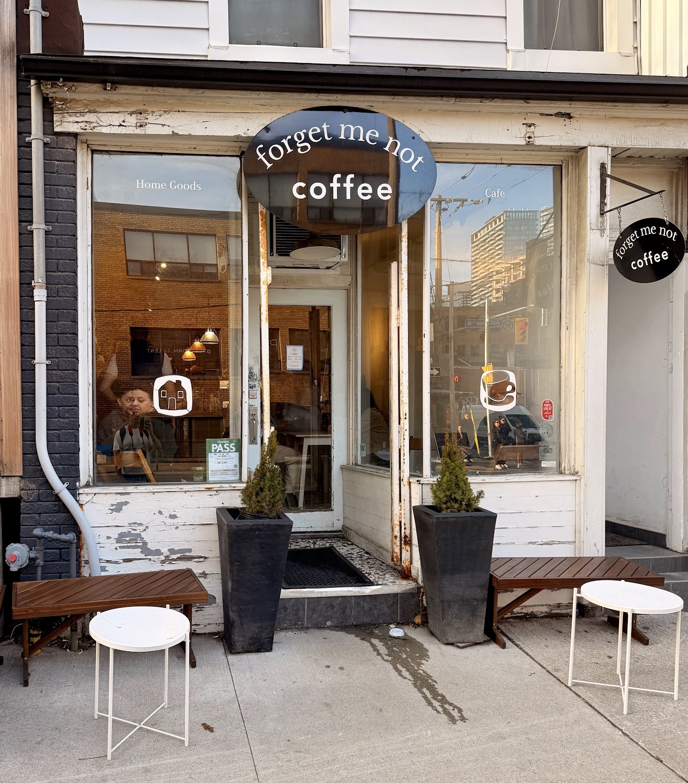 Forget Me Not Coffee: the place