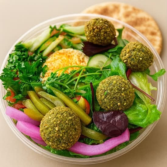 Vegan Falafel Munch UK: food & drinks