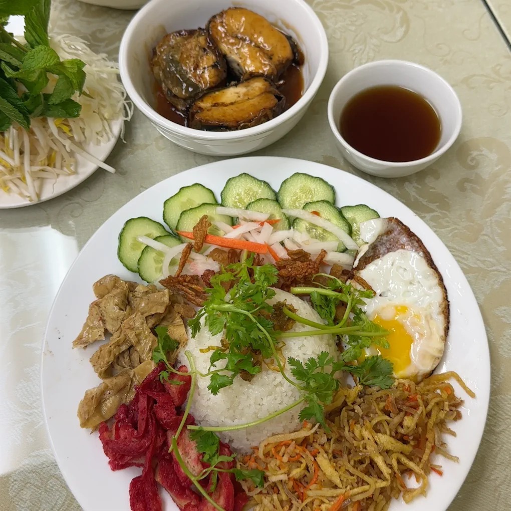 Petit Marché Végé: food & drinks