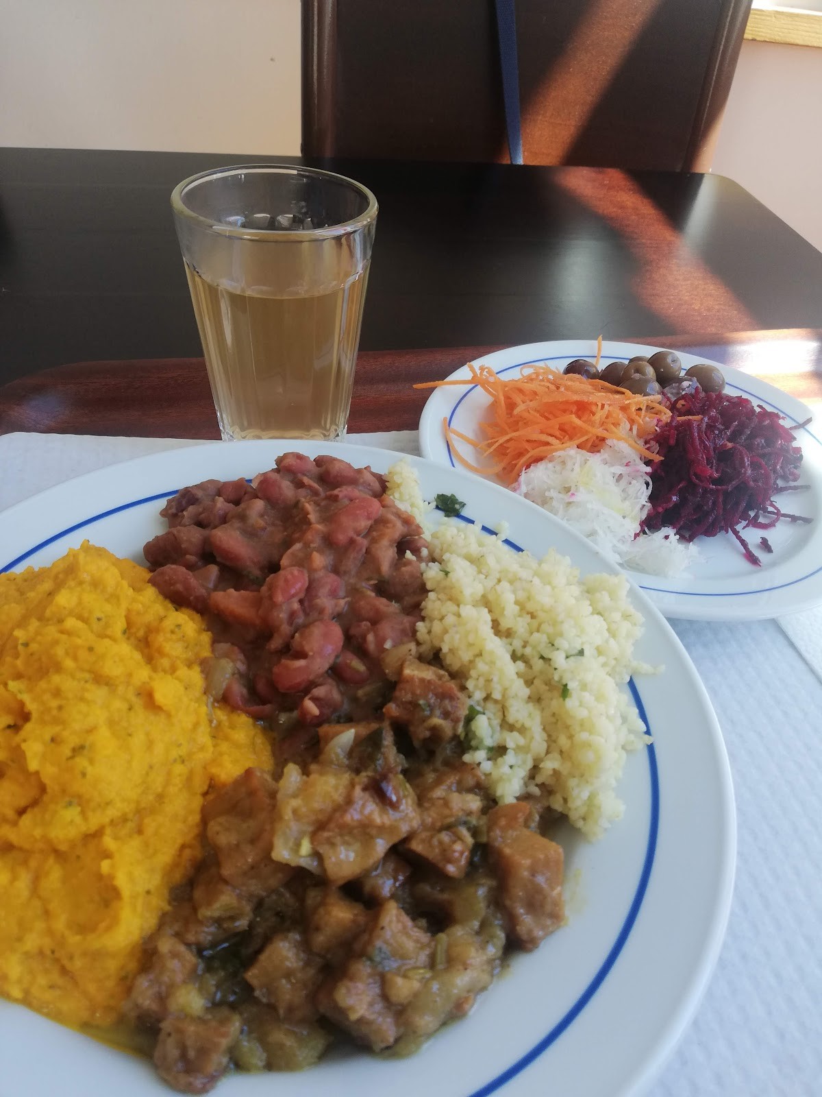 A Colmeia: food & drinks