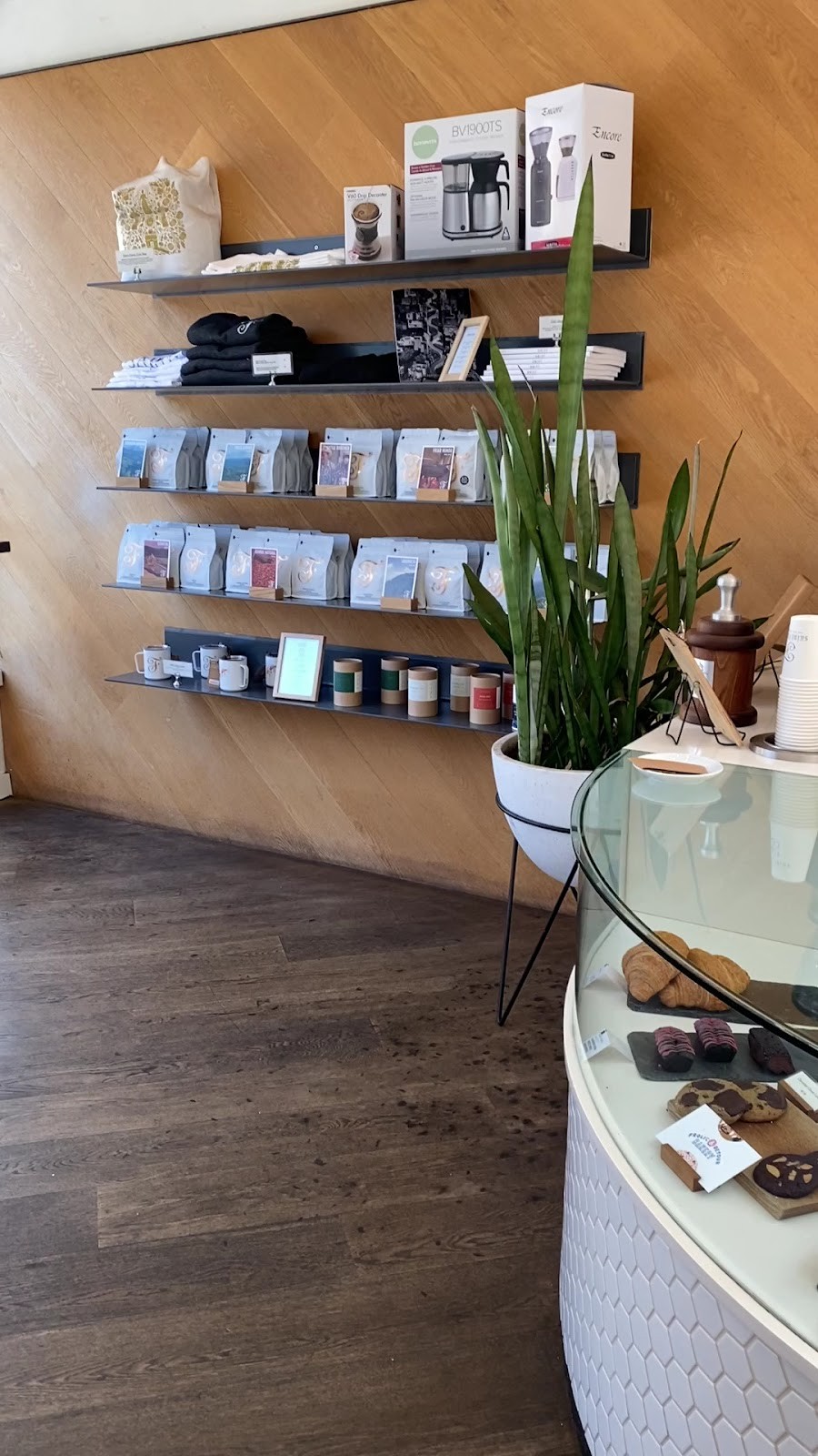 Saint Frank Coffee: the place