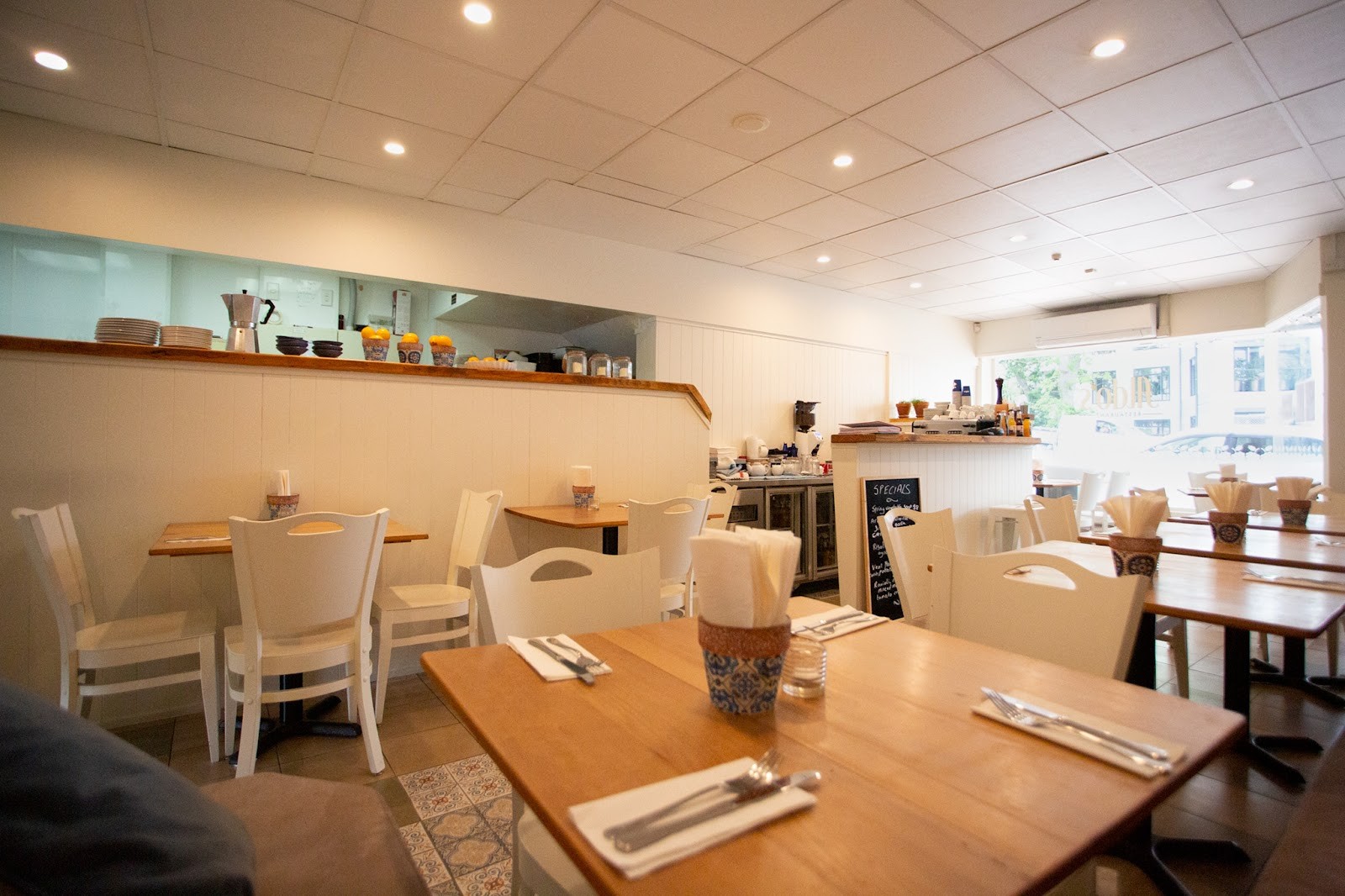 Aldo's Restaurant: the place