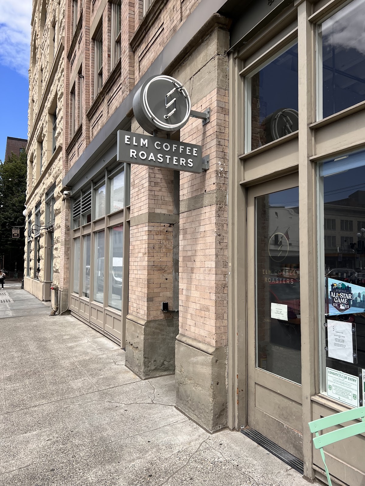 Elm Coffee Roasters: the place