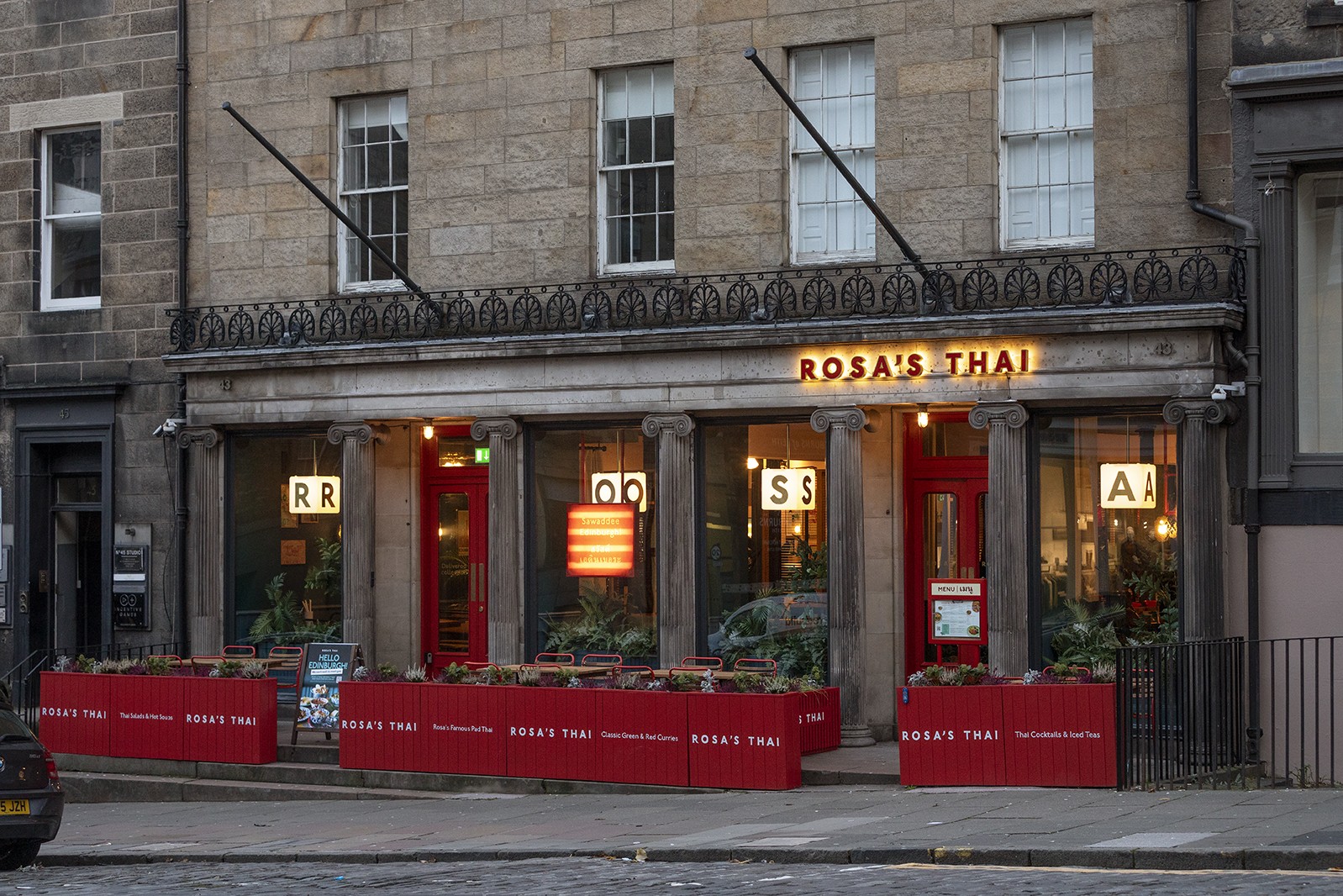 Rosa's Thai Edinburgh: the place