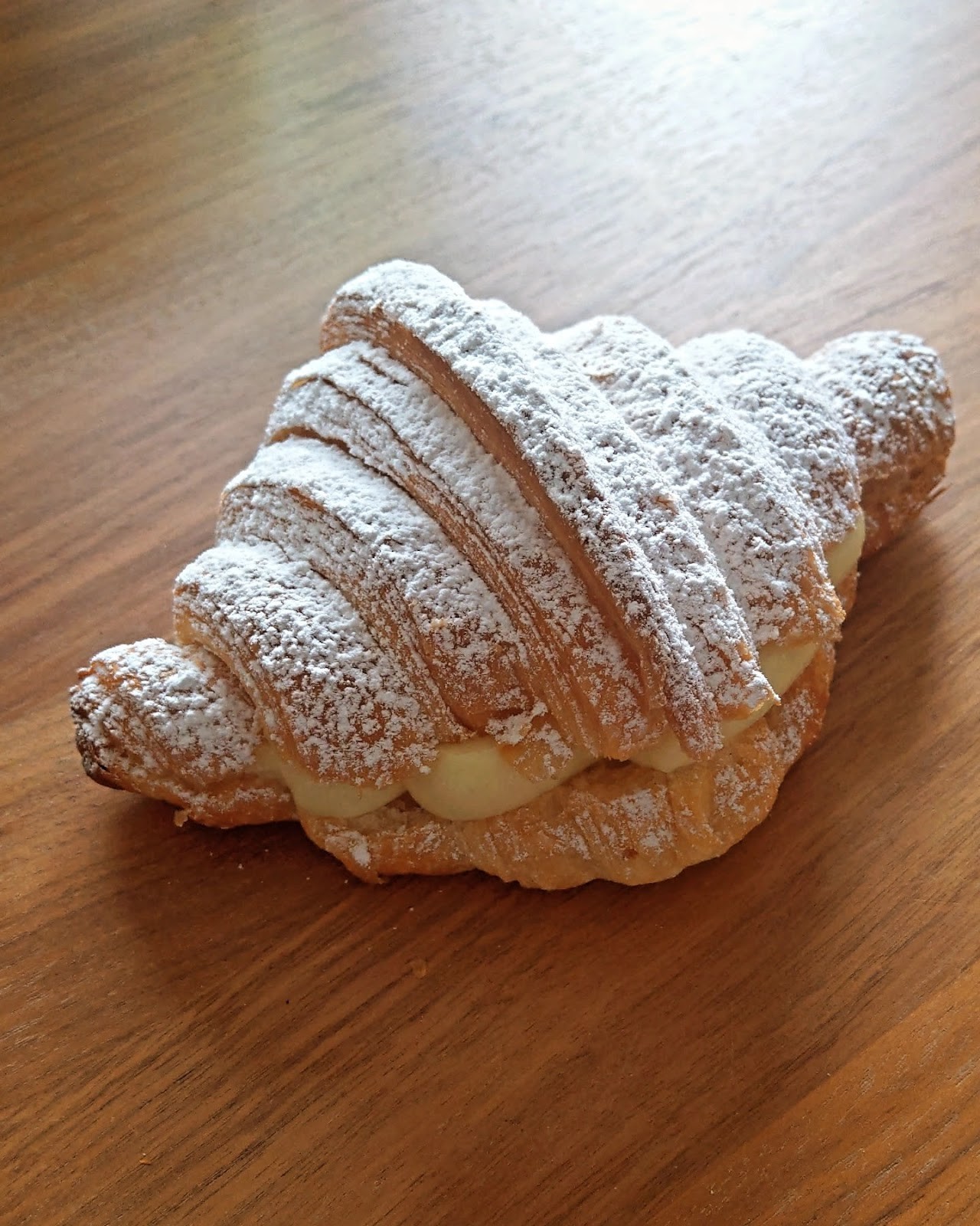 Nona's Bakery: food & drinks