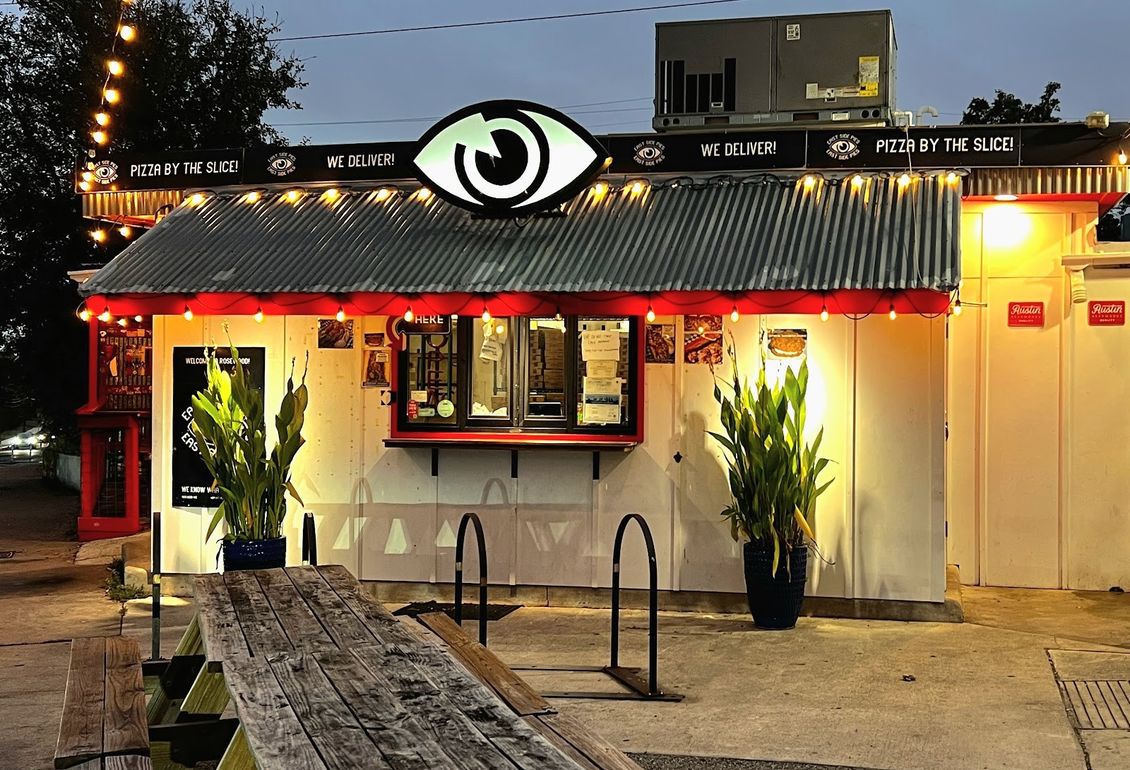 East Side Pies Pizza: the place