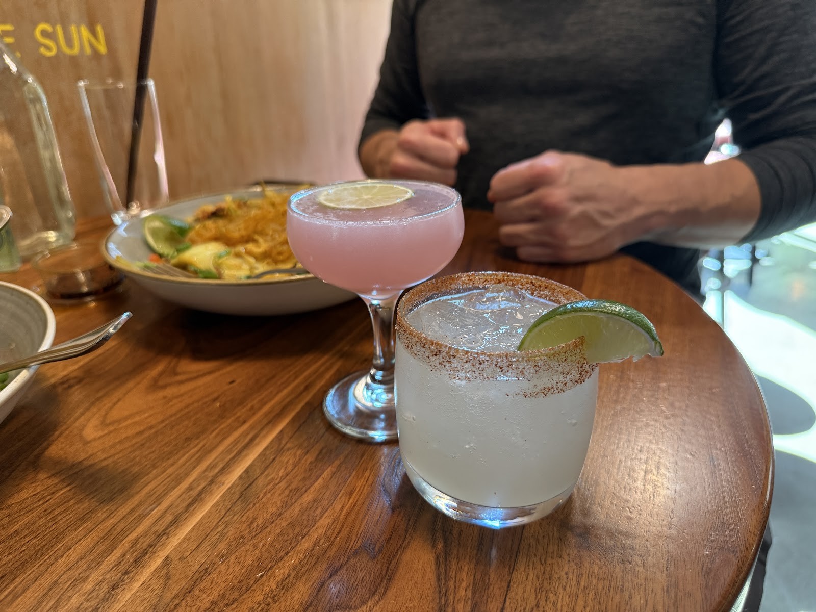 Ba Bar Green: food & drinks