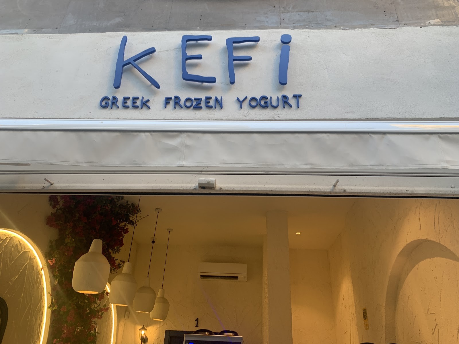 Kefi Greek Frozen Yogurt | Yogur Griego Helado: the place