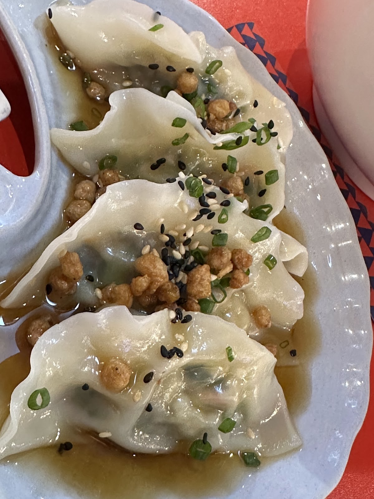 V Street Emsphere: food & drinks