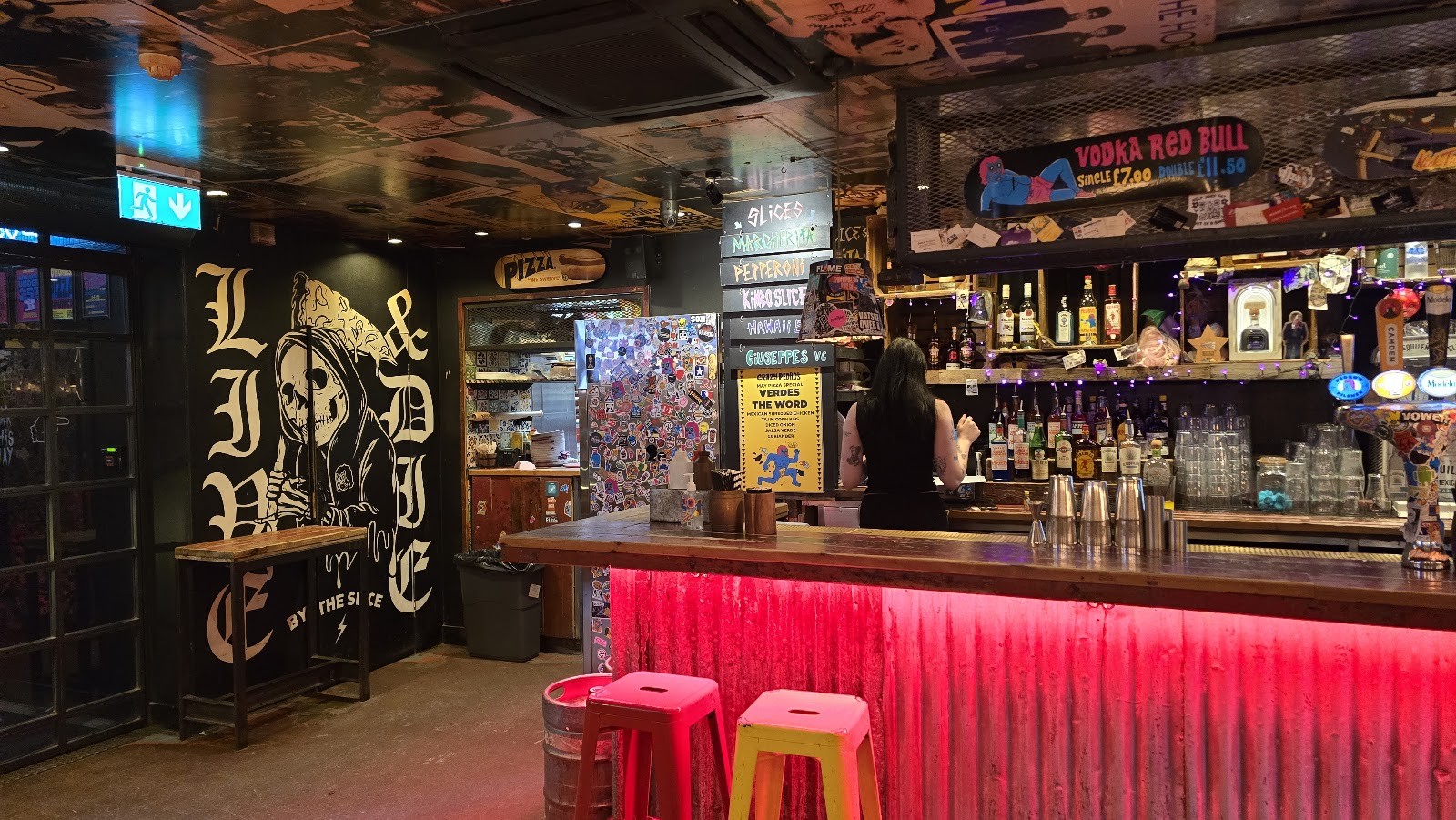 Crazy Pedro's Bridge Street: the place