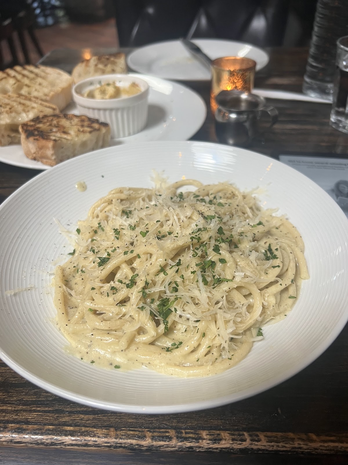 Pura Vita: food & drinks
