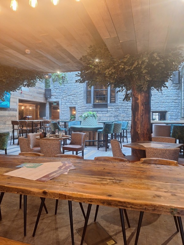 Treehouse Bar and Kitchen: photo 4