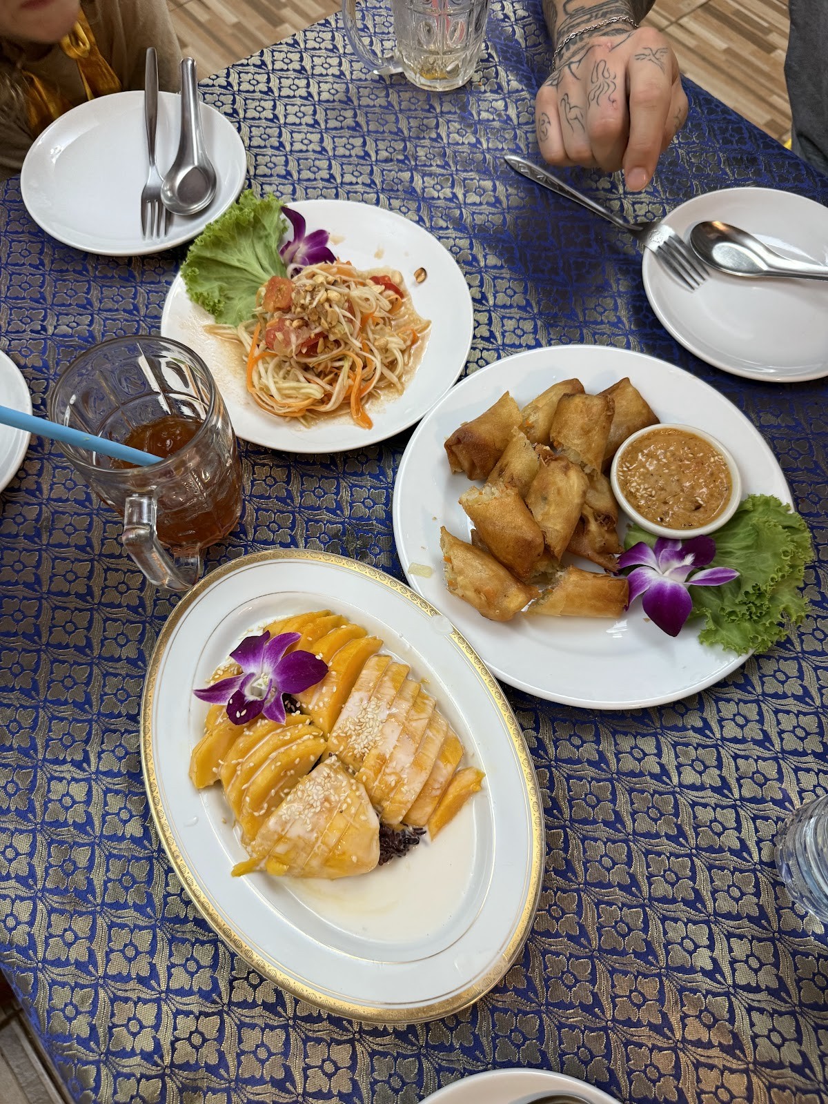 Green Garden Cooking School / May Kaidee Restaurant: food & drinks