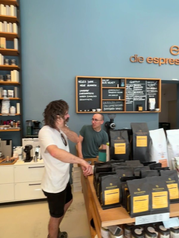 die espressonisten | Store, Craft Coffeeshop & La Marzocco Showroom: photo 4