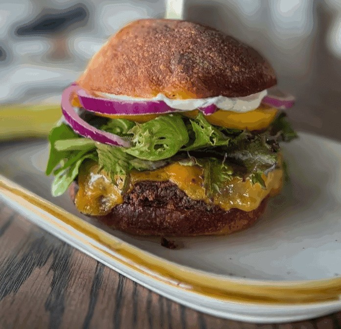 Avo: food & drinks