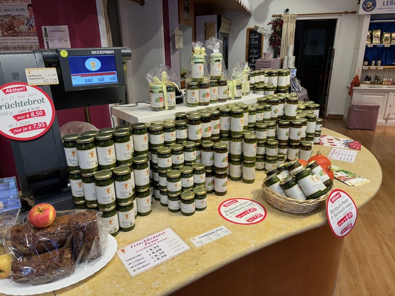 Lebe Gesund: Bäckerei & vegane Bio-Lebensmittel in Stuttgart, frisches Gemüse – Bioladen Stuttgart mit Lieferservice: photo 4