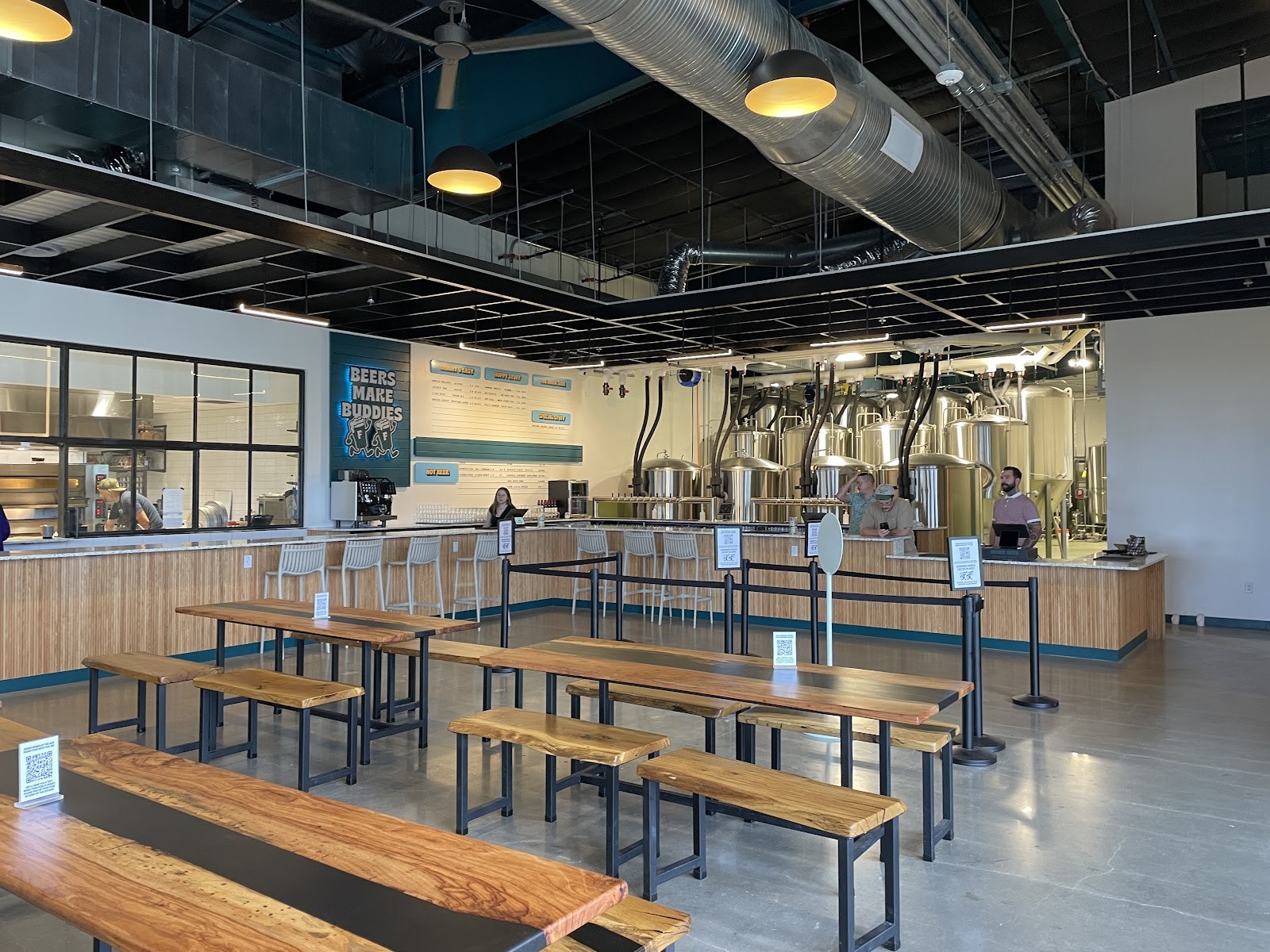 Fast Friends Beer Company: the place