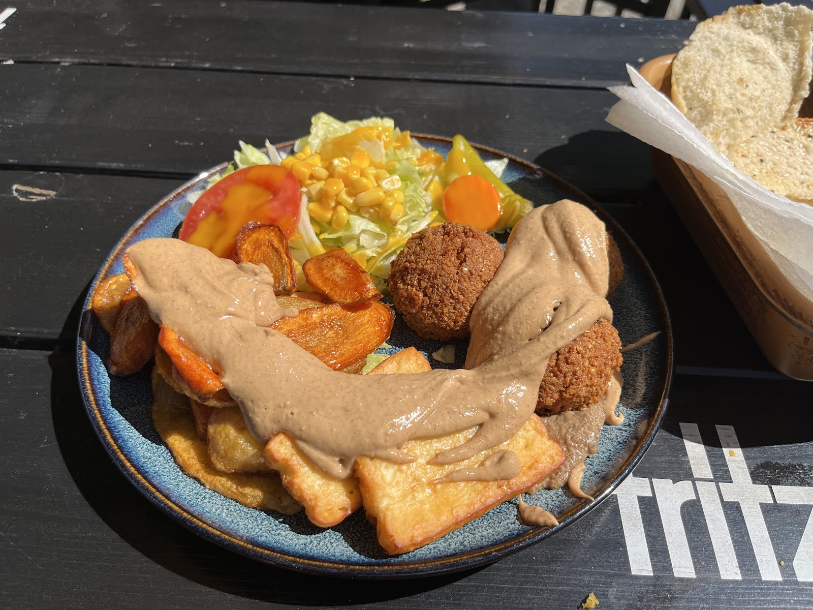 Omdur - Sudanese Streetfood Restaurant: food & drinks