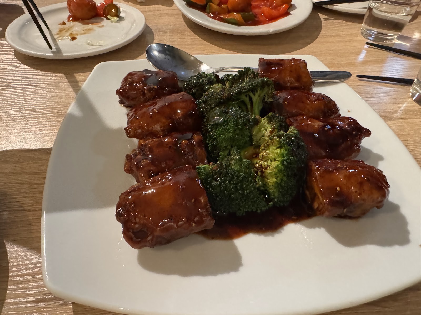 Mother Chu's Vegetarian Kitchen: food & drinks