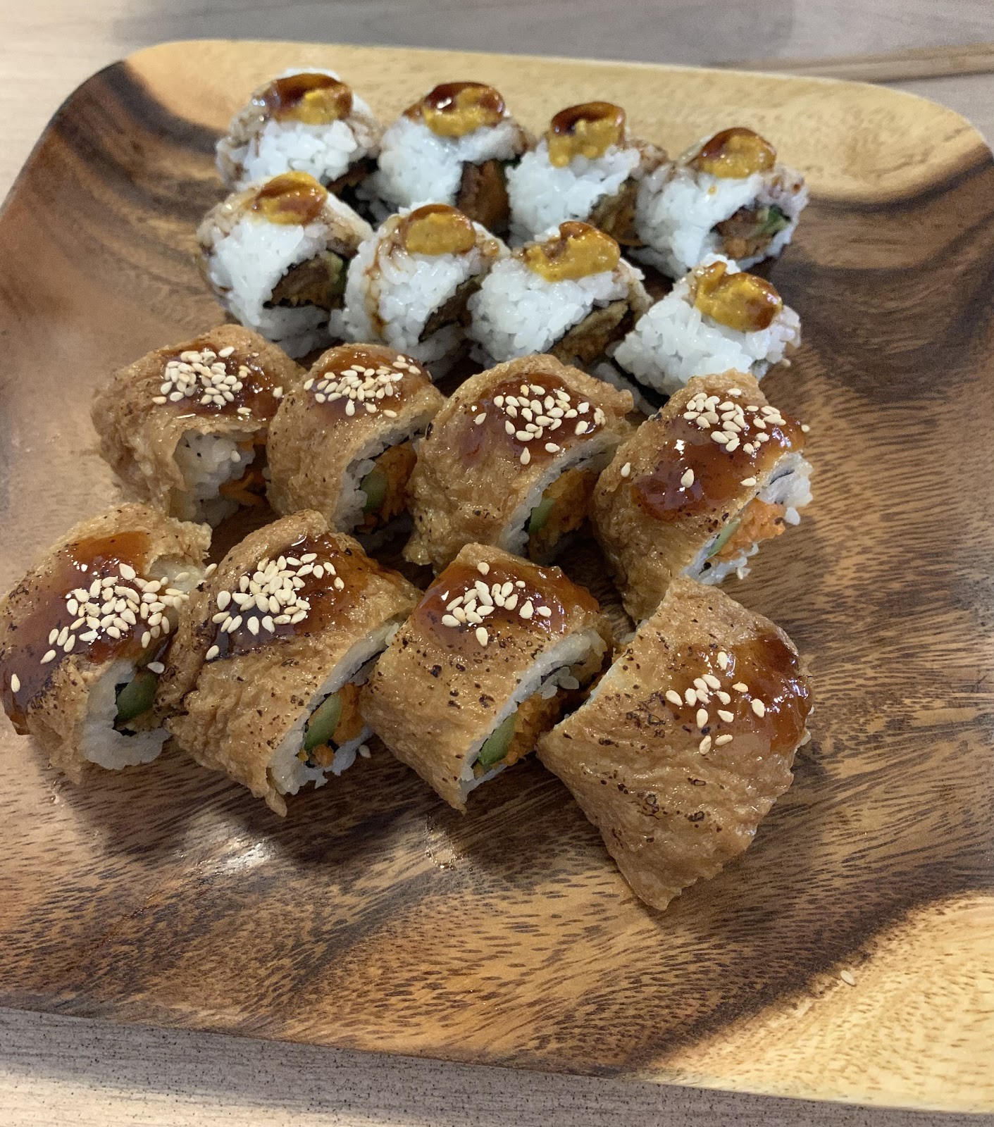 Comeco Cafe & Sushi Bar: food & drinks