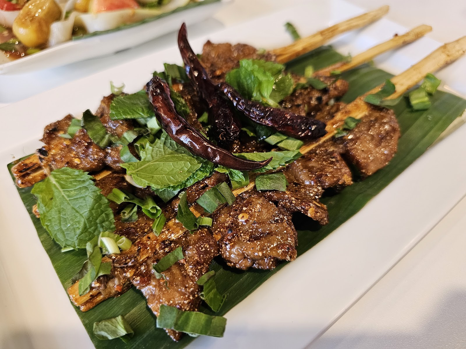 Tammang Sathorn-Charoenraj Isaan Vegan ตำมัง สาทร-เจริญราษฎร์ อีสาน เจ มังสวิรัติ วีแกน: food & drinks